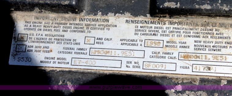 image for item B7388 1998 Mack RD688S semi truck