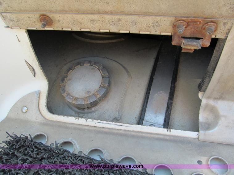 image for item C2321 1991 Kenworth T600 semi truck