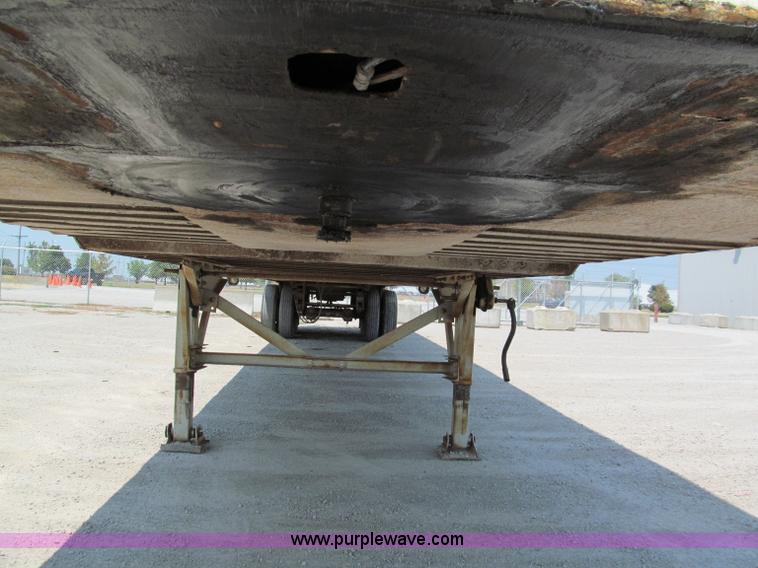 image for item C2366 1988 Theurer 48' dry van trailer