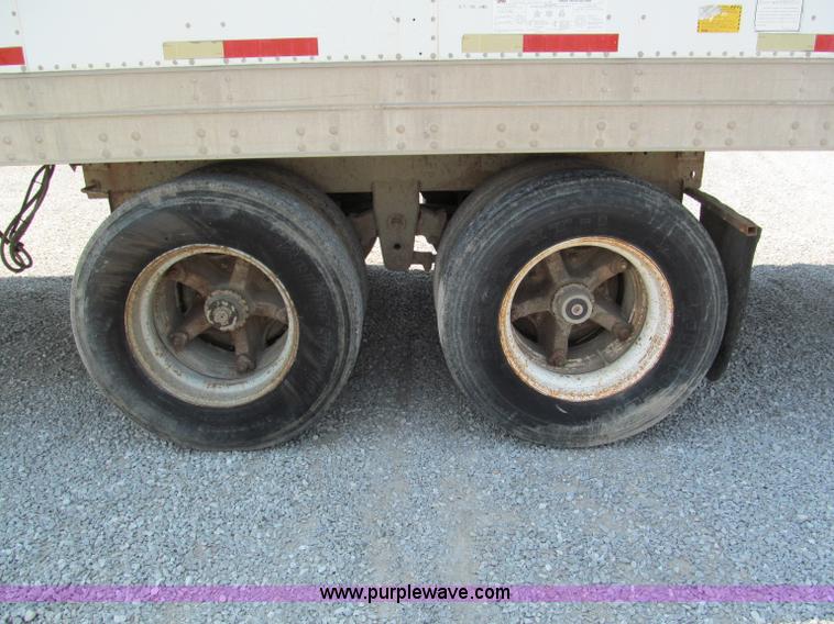 image for item C2368 1989 Theurer dry van trailer