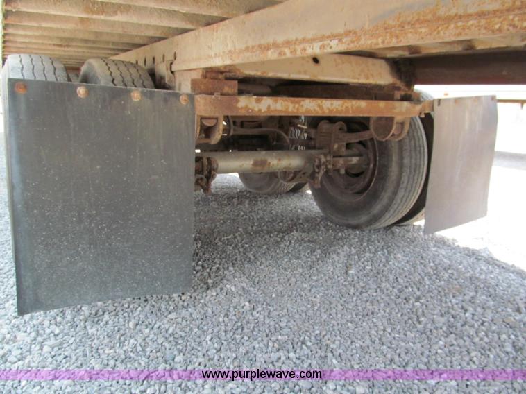 image for item C2369 1986 Trailmobile 48' dry van trailer