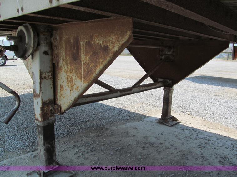 image for item C2369 1986 Trailmobile 48' dry van trailer