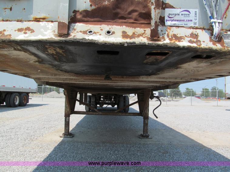 image for item C2369 1986 Trailmobile 48' dry van trailer