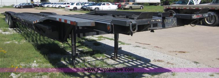 image for item D2021 2000 Childer 54' car hauler trailer