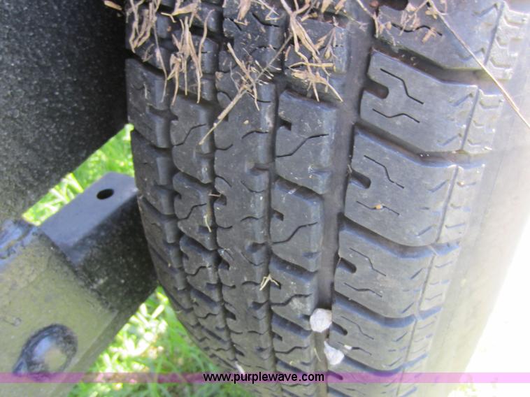 image for item D2021 2000 Childer 54' car hauler trailer