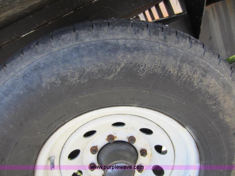 image for item D2021 2000 Childer 54' car hauler trailer