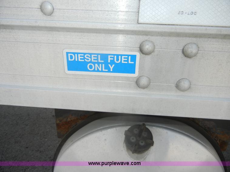 image for item D4146 2005 Great Dane 53' reefer trailer