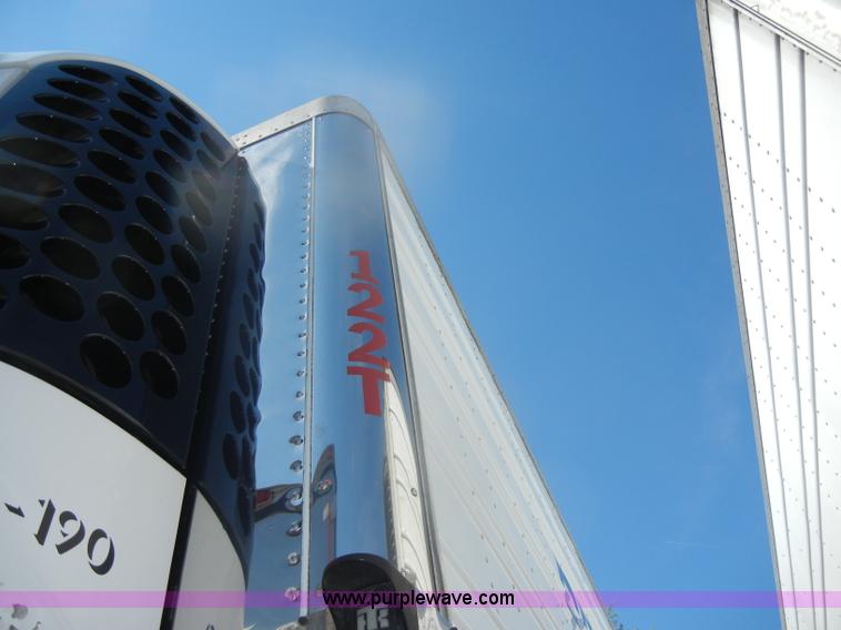 image for item D4149 2004 Utility 53' reefer trailer