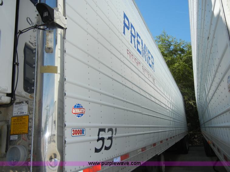 image for item D4149 2004 Utility 53' reefer trailer