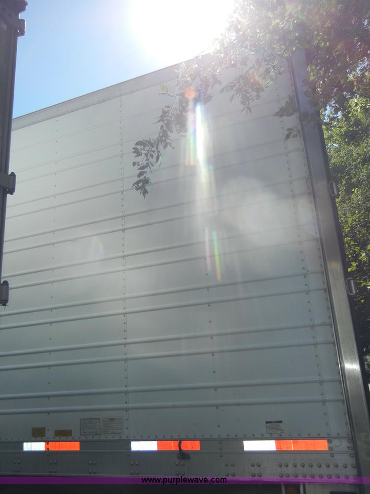 image for item D4149 2004 Utility 53' reefer trailer