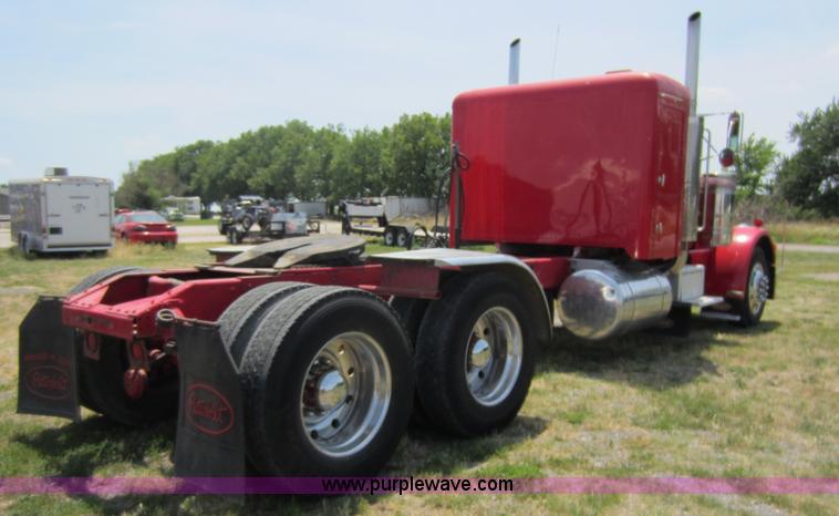 image for item D5574 1974 Peterbilt 359 semi truck