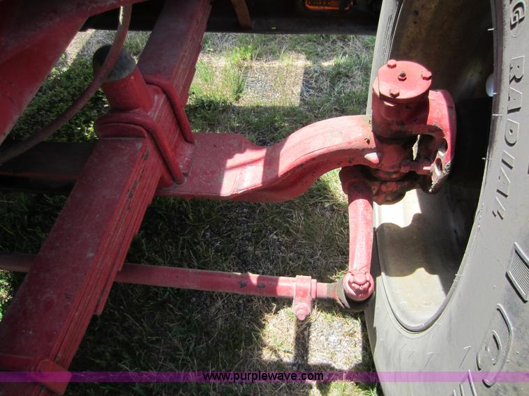 image for item D5574 1974 Peterbilt 359 semi truck