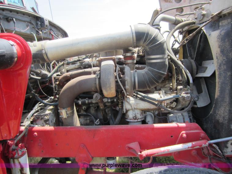 image for item D5574 1974 Peterbilt 359 semi truck