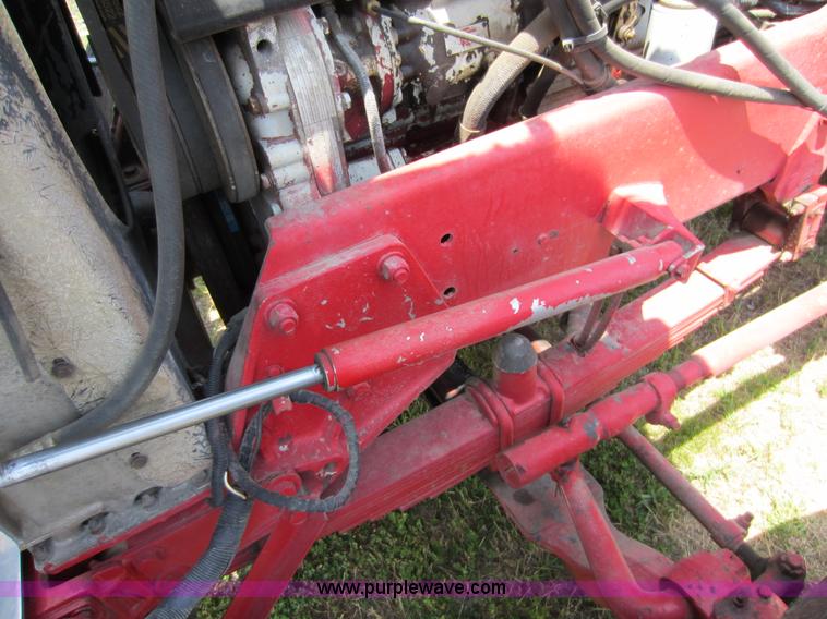 image for item D5574 1974 Peterbilt 359 semi truck