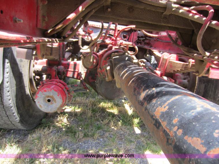 image for item D5574 1974 Peterbilt 359 semi truck