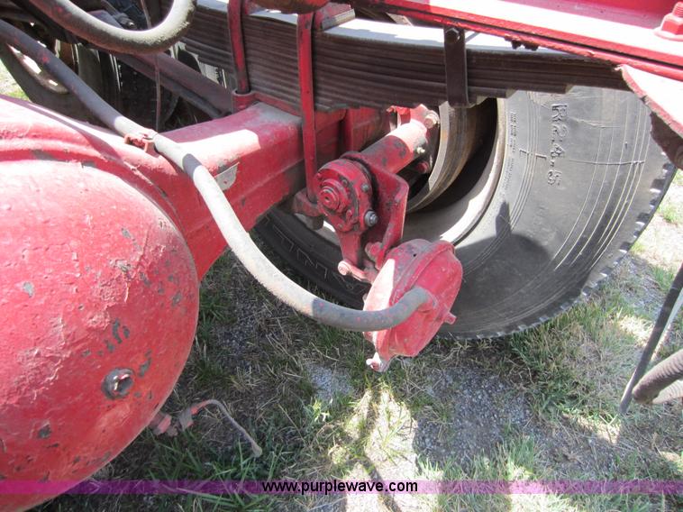 image for item D5574 1974 Peterbilt 359 semi truck