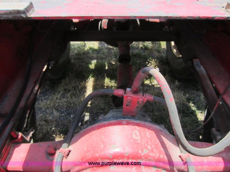 image for item D5574 1974 Peterbilt 359 semi truck