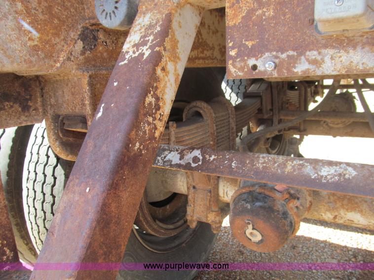 image for item F4525 1993 Clement Refuse Blade 40' tandem axle trailer