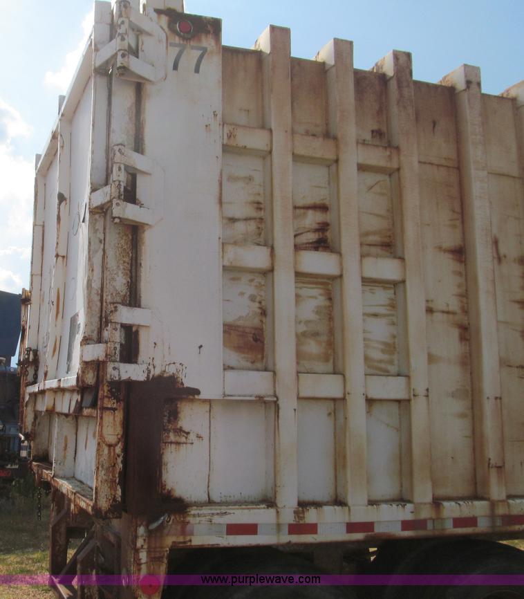 image for item F4525 1993 Clement Refuse Blade 40' tandem axle trailer
