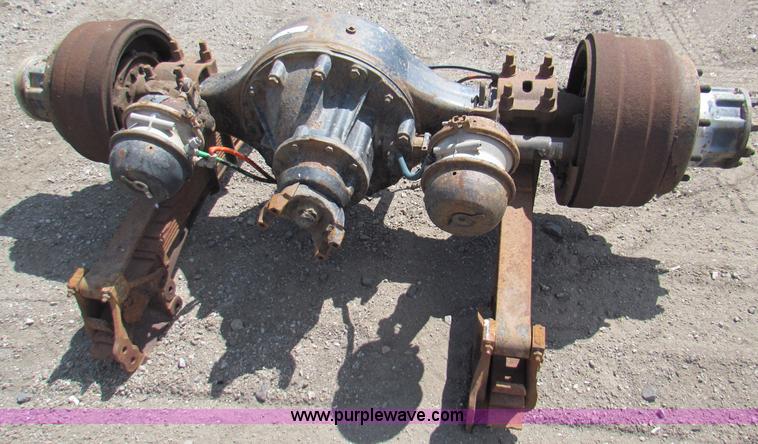 image for item N9090 Rear end removed from 1992 Ford L9000 semi truck