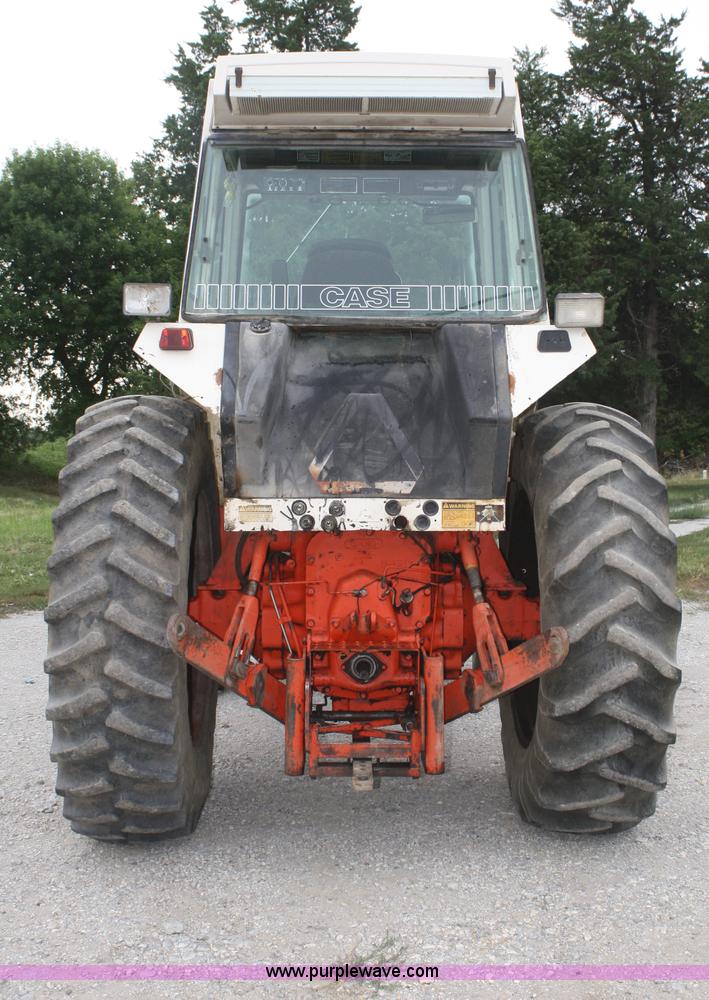 image for item B6929 1979 Case 2290 tractor