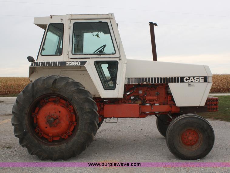 image for item B6929 1979 Case 2290 tractor