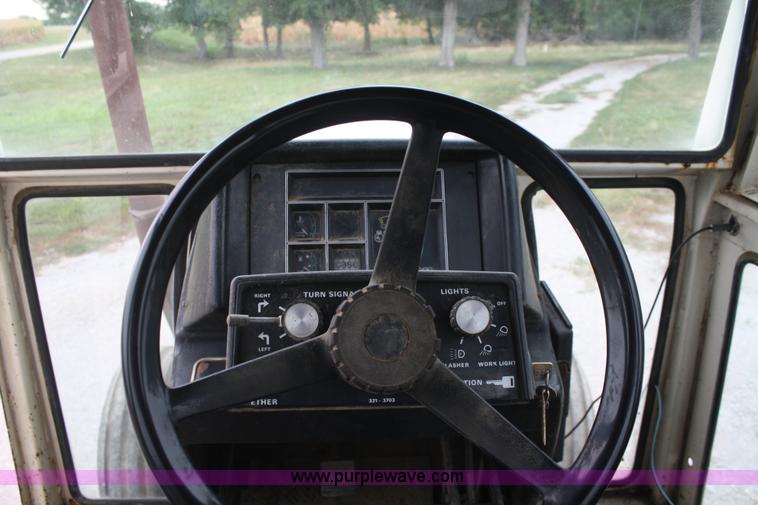 image for item B6929 1979 Case 2290 tractor