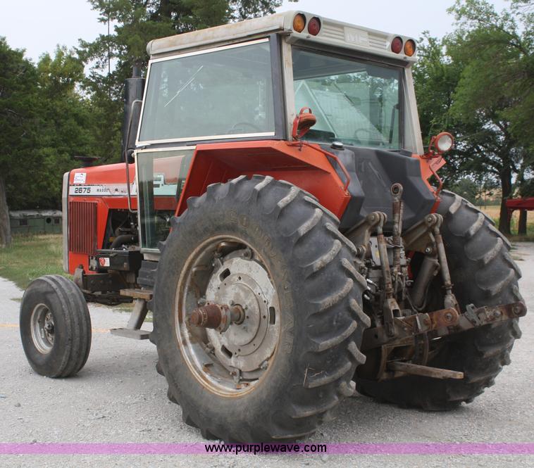 image for item B6930 1978 Massey-Ferguson 2675 tractor