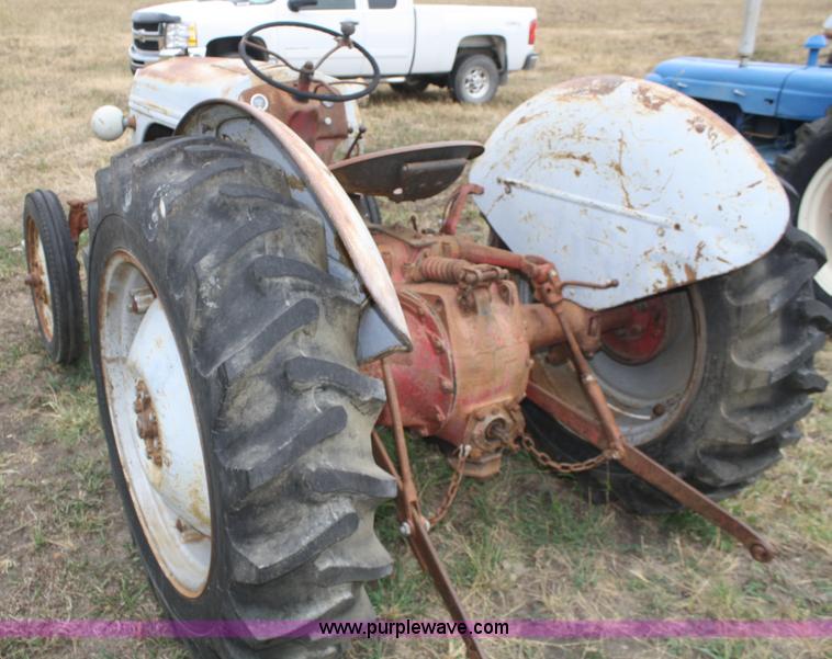 image for item D4321 1947 Ford 8N tractor