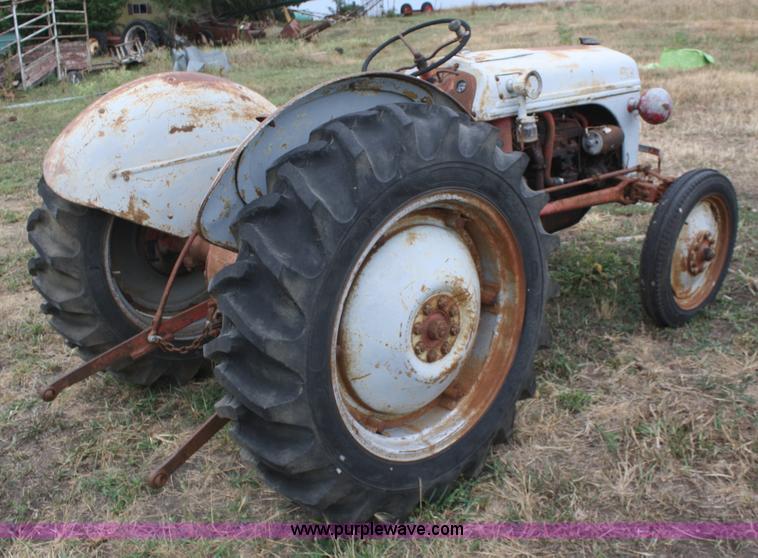 image for item D4321 1947 Ford 8N tractor