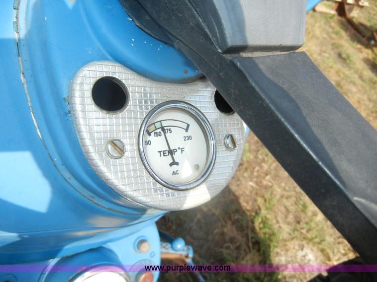 image for item D4322 1958 Fordson Dextra tractor