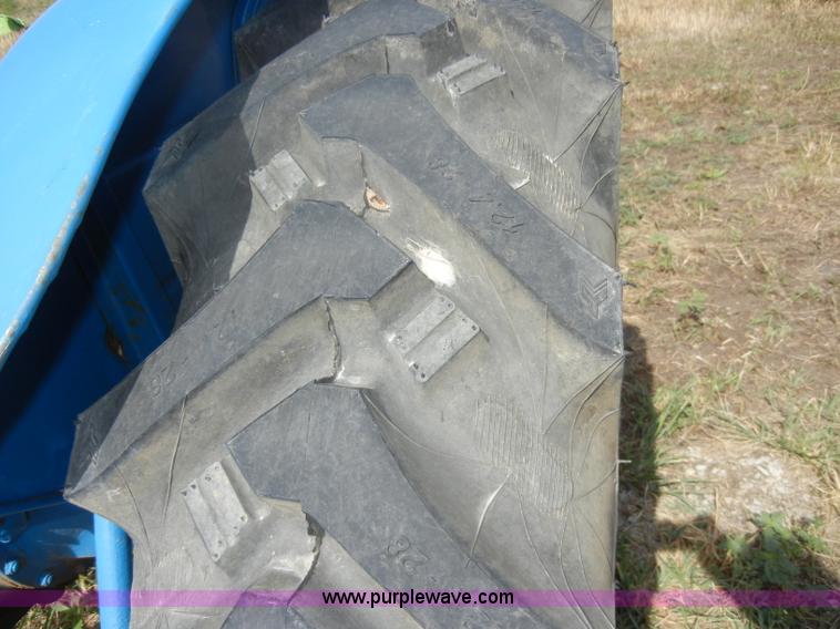 image for item D4322 1958 Fordson Dextra tractor