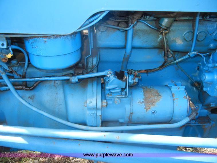 image for item D4322 1958 Fordson Dextra tractor