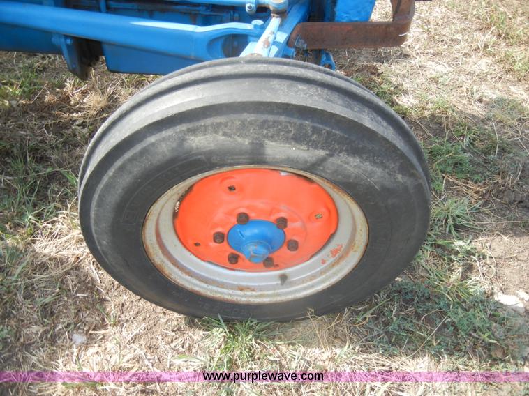 image for item D4322 1958 Fordson Dextra tractor