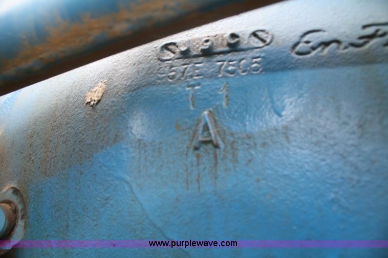 image for item D4322 1958 Fordson Dextra tractor