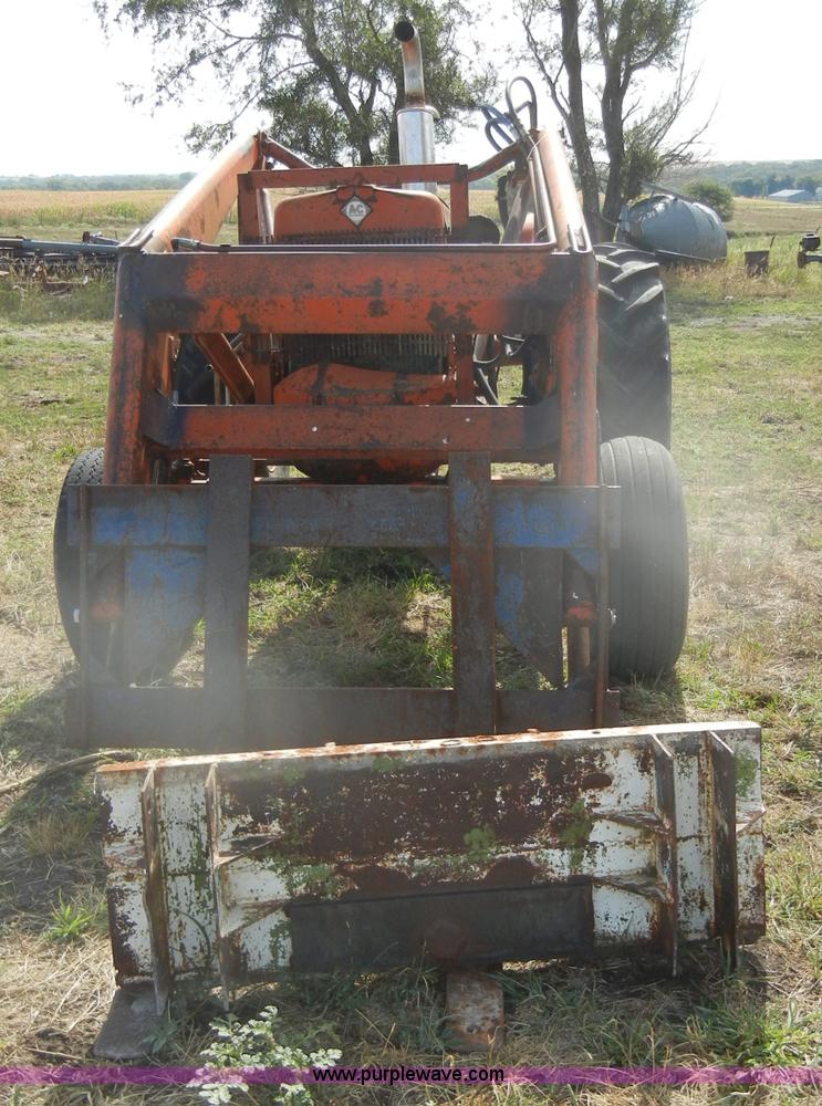 image for item D4323 Allis-Chalmers D17 tractor