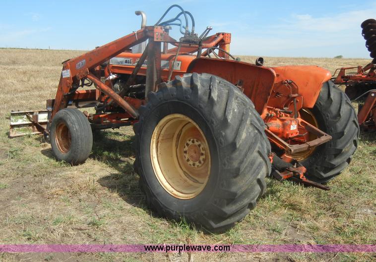 image for item D4323 Allis-Chalmers D17 tractor