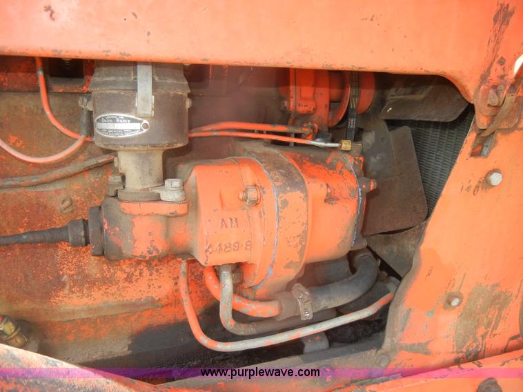image for item D4323 Allis-Chalmers D17 tractor
