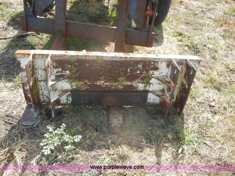 image for item D4323 Allis-Chalmers D17 tractor