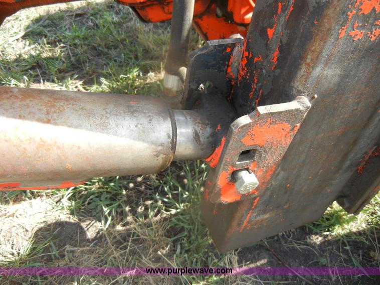 image for item D4323 Allis-Chalmers D17 tractor