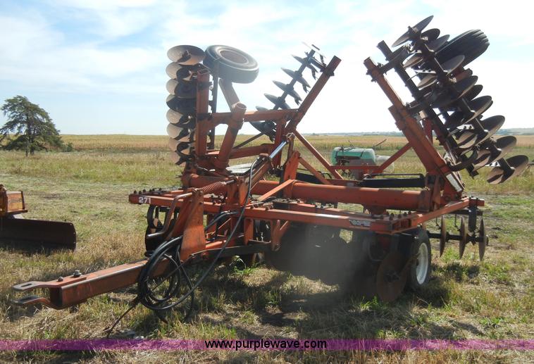 image for item D4325 White Farm 10' batwing disk