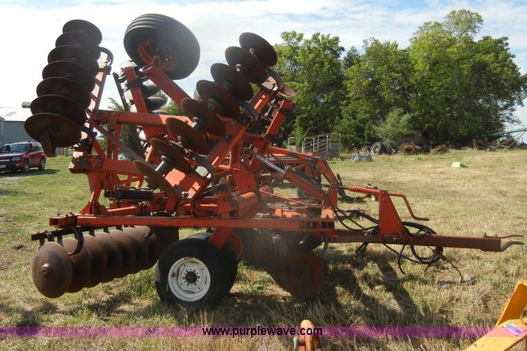 image for item D4325 White Farm 10' batwing disk