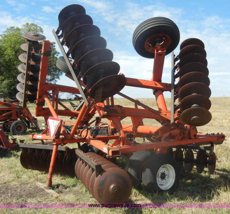 image for item D4325 White Farm 10' batwing disk