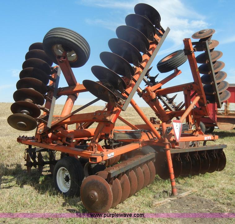 image for item D4325 White Farm 10' batwing disk