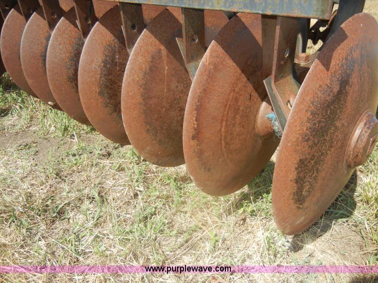 image for item D4325 White Farm 10' batwing disk