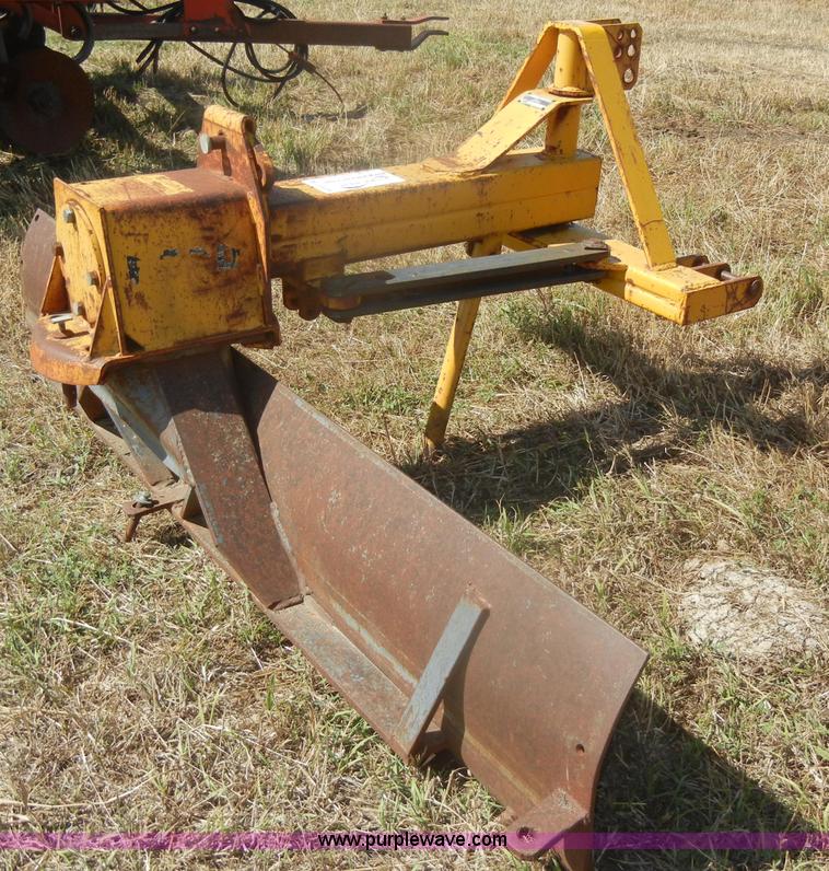 image for item D4326 Ford 7864 8' blade