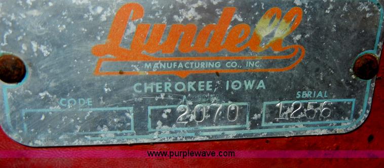 image for item D4327 Lundell 1290 gravity wagon