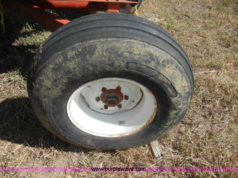 image for item D4328 M & W Little Red gravity wagon