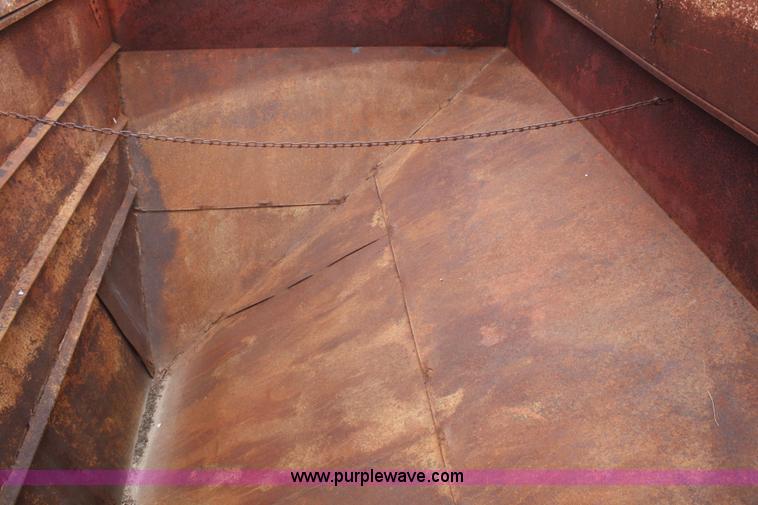 image for item D4328 M & W Little Red gravity wagon