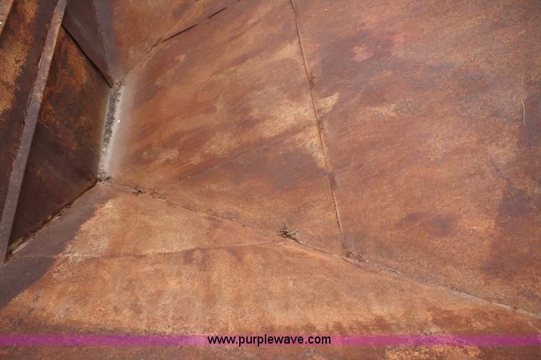 image for item D4328 M & W Little Red gravity wagon